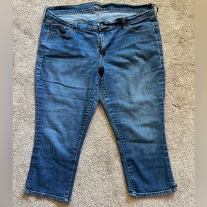 Old Navy capri jeans